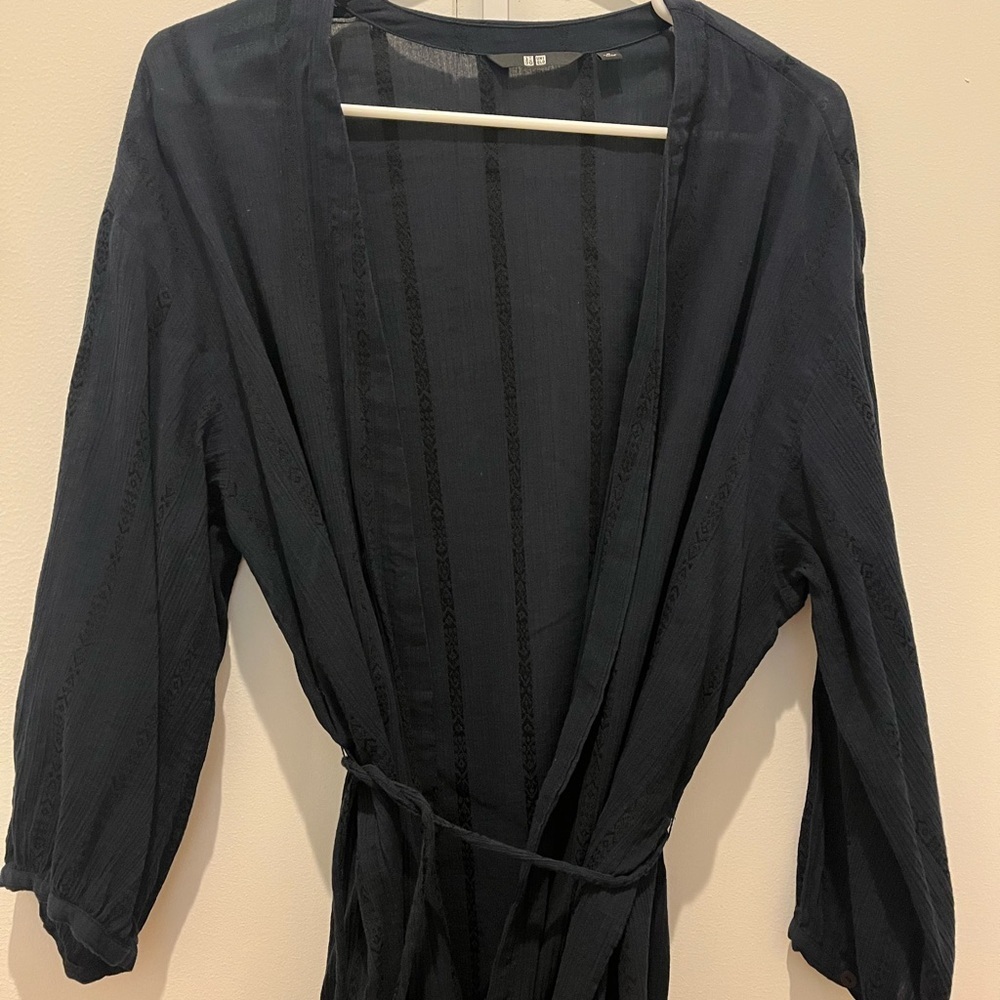 Uniqlo Women's Dark blue Robe tie closure gently worn